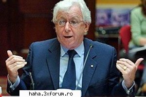 australia şi-a depus �n mod oficial la cupei mondiale de fotbal, �n anul 2018 sau 2022,